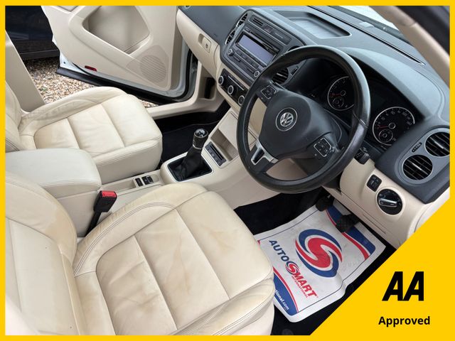 Image for 2014 Volkswagen Tiguan 2.0 TDI 140 Sport - Beige Leather