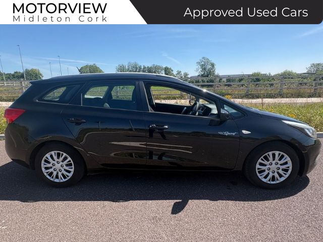 Image for 2013 Kia Ceed SW CRDI Excellent Condition! BLUETOOTH AIR CON, Six speed transmission, Rear Parking Sensors, Multi-Function Steering Wheel