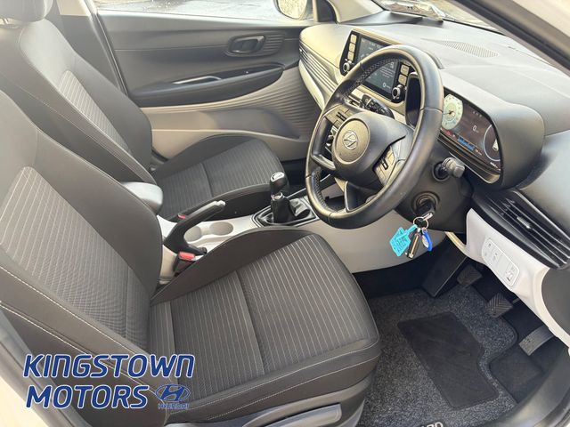 Image for 2022 Hyundai i20 Deluxe 2 Tone