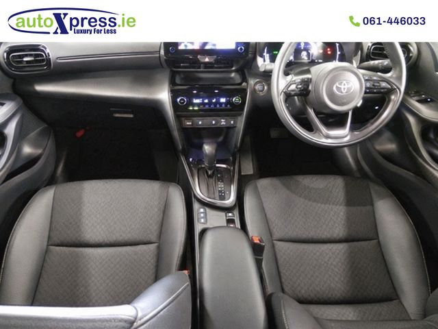 Image for 2024 Toyota Yaris Cross 1.5 HYBRID Z, Ultra Low Mileage, 360° Camera
