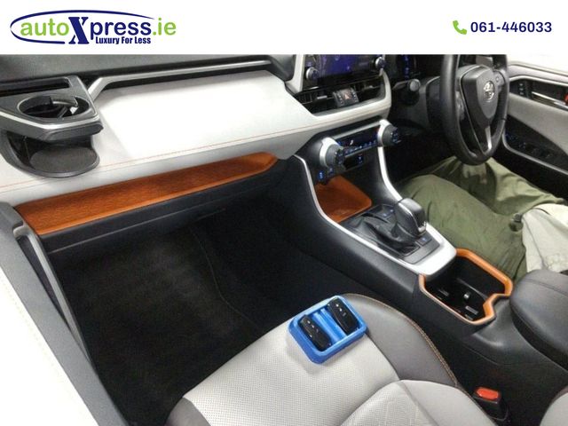 Image for 2022 Toyota Rav4 4WD HYBRID ADVENTURE, Low mileage