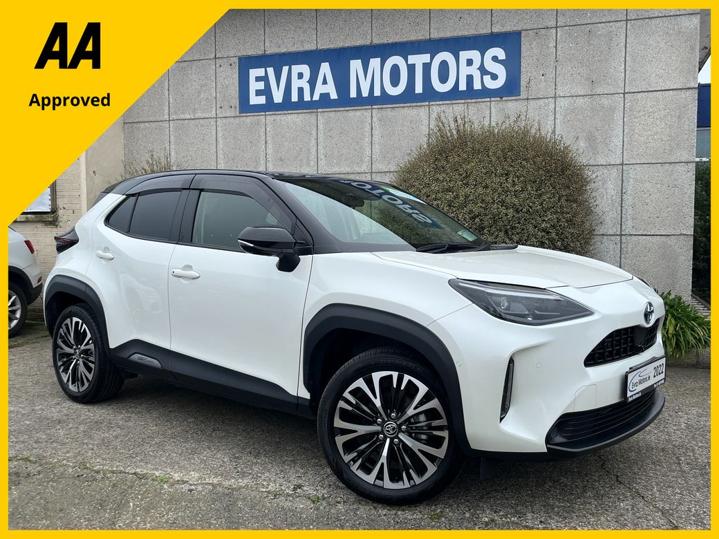 Image for 2022 Toyota Yaris Cross Z HYRBID AUTOMATIC 1.5 PETROL //HIGH SPEC//HALF LEATHER HEATED SEATS//360 PARKING CAMERAS//ADAPTIVE CRUISE CONTROL//KEYLESS ENTRY//