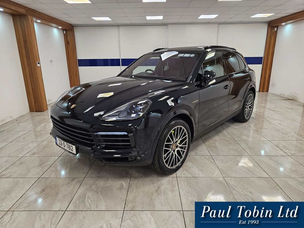 Image for 2023 Porsche Cayenne LOW LOW MILES 