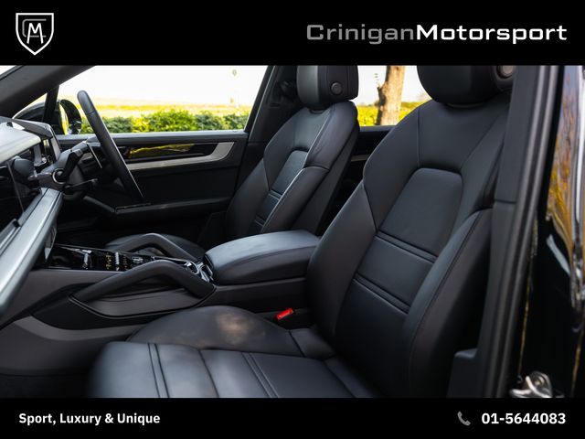 Image for 2025 Porsche Cayenne V6 E-Hybrid 