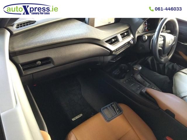 Image for 2021 Lexus UX 250H 2.0 Hybrid VERSION C Leather Pack