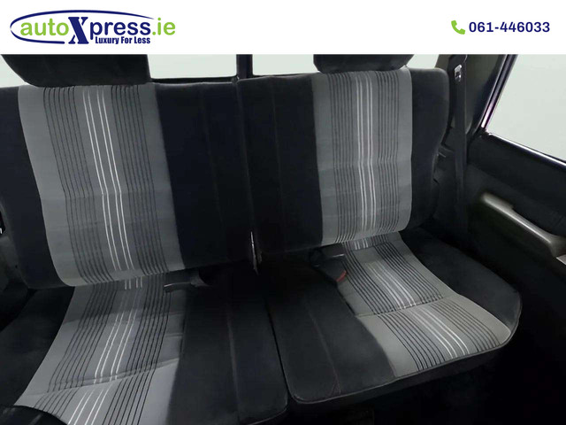 Image for 1993 Toyota Landcruiser 2.4 PRADO 4WD SX WIDE, Reversing camera, Automatic