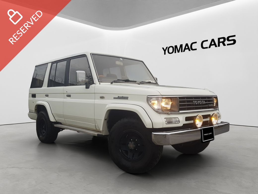 Image for 1993 Toyota Landcruiser 8 seater SX AUTO AWD -- ONE OWNER -- CHEAP TAX & EXCELLENT CONDITION