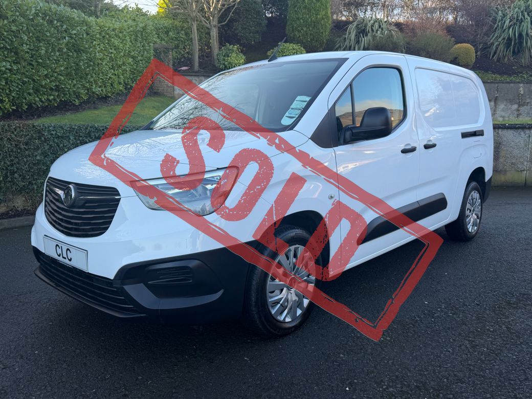 Image for 2021 Vauxhall Combo 2300 Dynamic TD 6DR