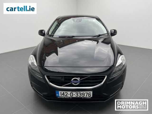 Image for 2014 Volvo V40 High Spec auto with upgraded alloys 