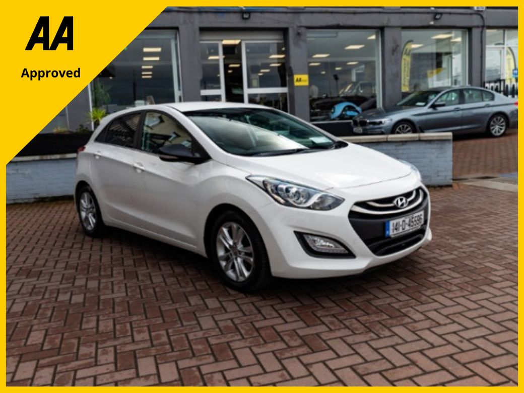 Image for 2014 Hyundai i30 1.4 T-GDI SE EDITION 100BHP 5DR HATCHBACK // STUNNING CAR FINISHED IN WHITE // BUY WITH CONFIDENCE AA AND SIMI APPROVED DEALER 2025 // FINANCE ARRANGED // ALL TRADE INS WELCOME // 