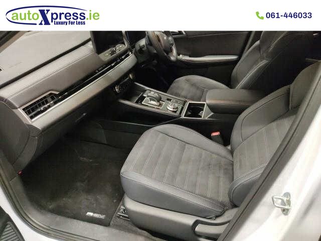 Image for 2024 Mitsubishi Outlander 4WD PHEV G, Low mileage, Reversing camera