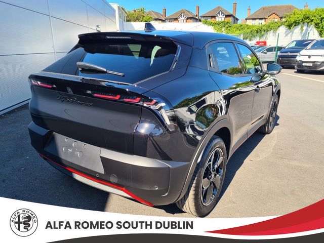 Image for 2025 Alfa Romeo Junior "Electtrica Speciale Model " EV; Fully Electric