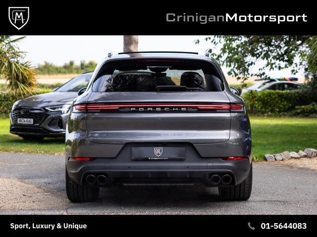 Image for 2025 Porsche Cayenne V6 E-Hybrid 