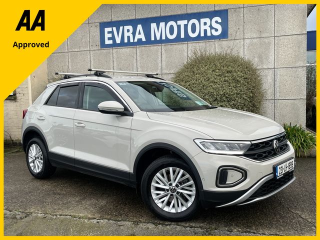 Image for 2023 Volkswagen T-Roc LIFE 2.0 TDI DIESEL 