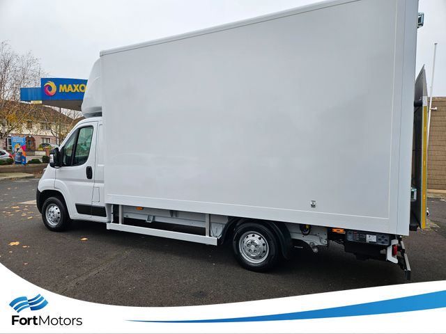 Image for 2025 Citroen Relay Box Body & Tail-Lift