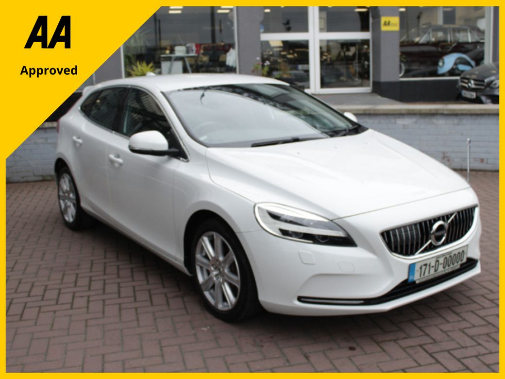 Image for 2017 Volvo V40 2.0 ESTATE 5DR AUTO 