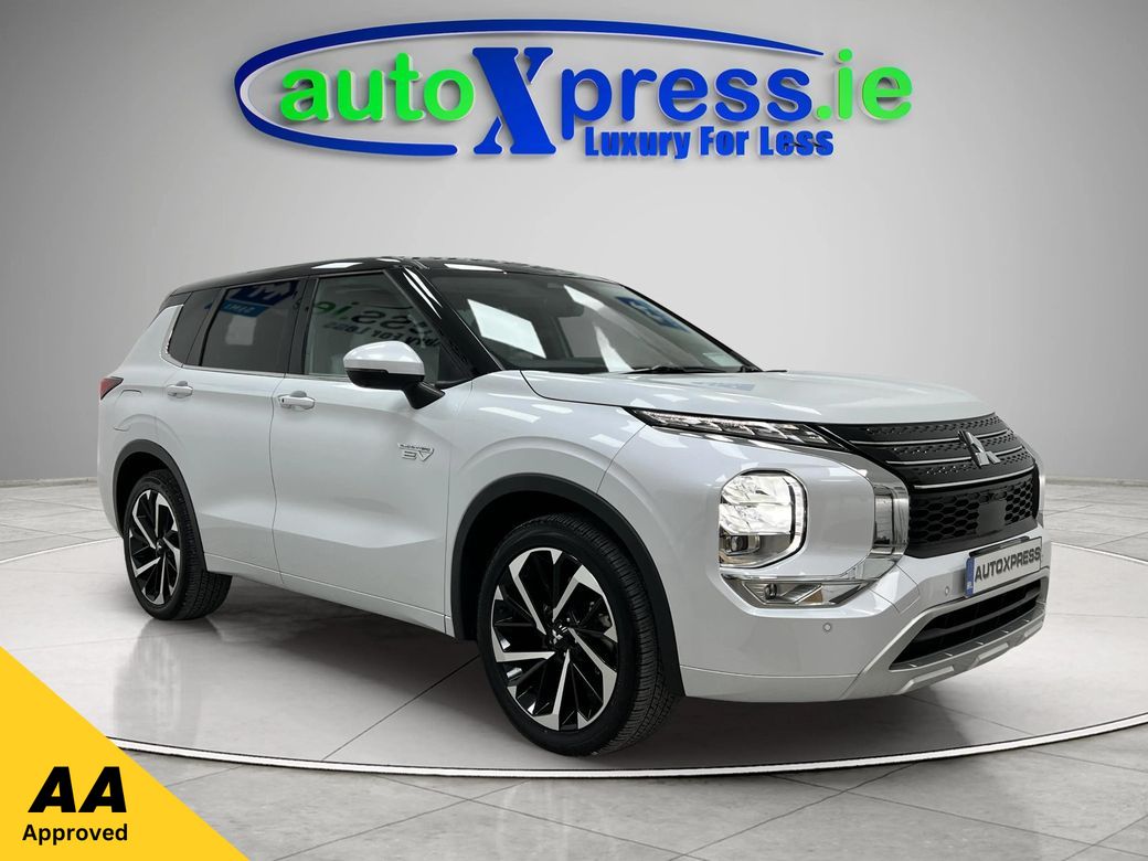 Image for 2022 Mitsubishi Outlander 7 seats, PHEV 4WD, Low mileage, Automatic 