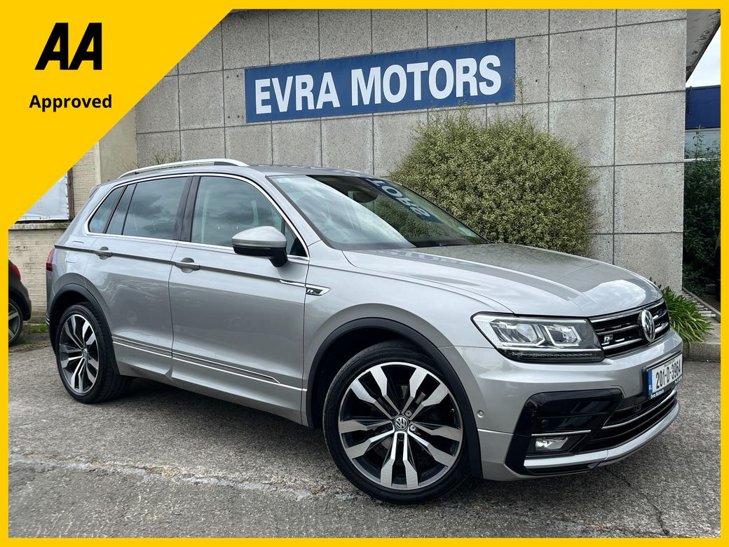 Image for 2020 Volkswagen Tiguan R-LINE 2.0 DIESEL MANUAL //HIGH SPEC//FULL LEATHER HEATED SEATS//PANORAMIC GLASS ROOF//SAT NAV//REVERSE CAMERA//KEYLESS ENTRY//ADAPTIVE CRUISE CONTROL//