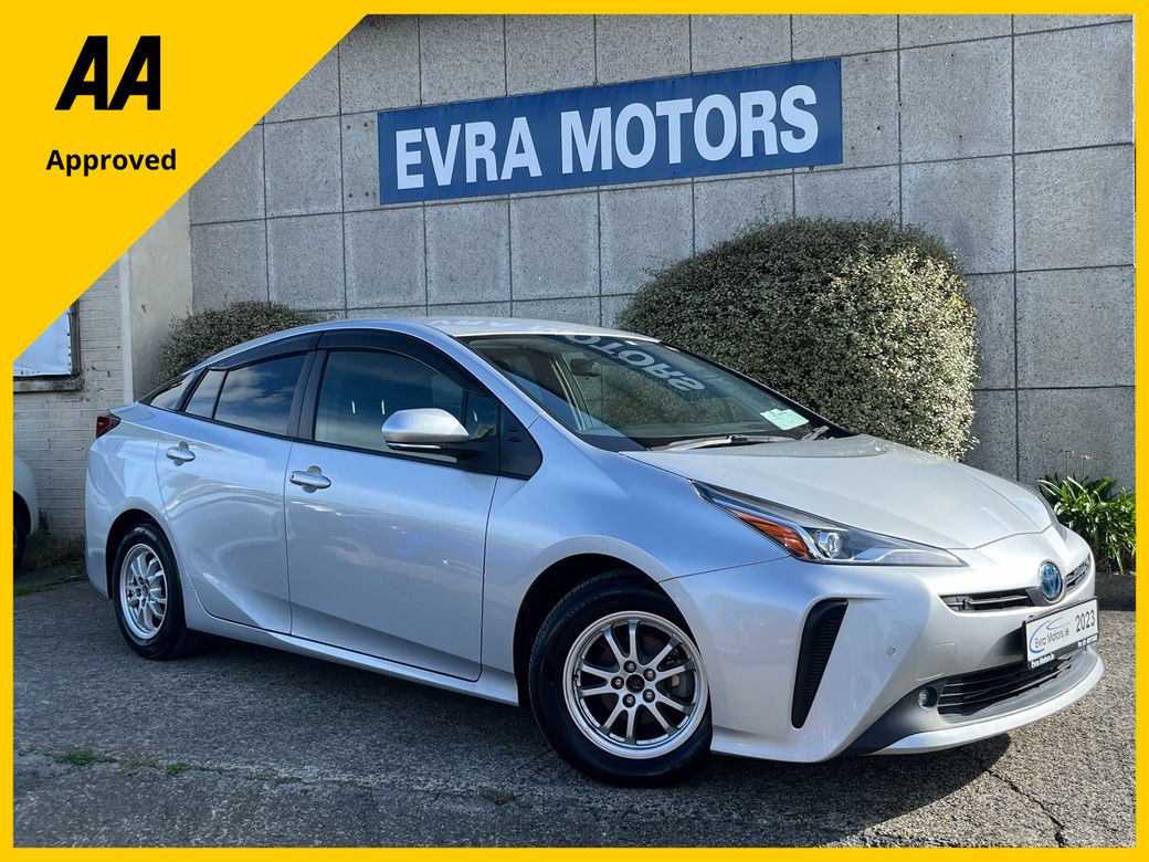 Image for 2023 Toyota Prius S AUTOMATIC HYBRID 1.8 PETROL //REVERSE CAMERA//ADAPTIVE CRUISE CONTROL//KEYLESS ENTRY//