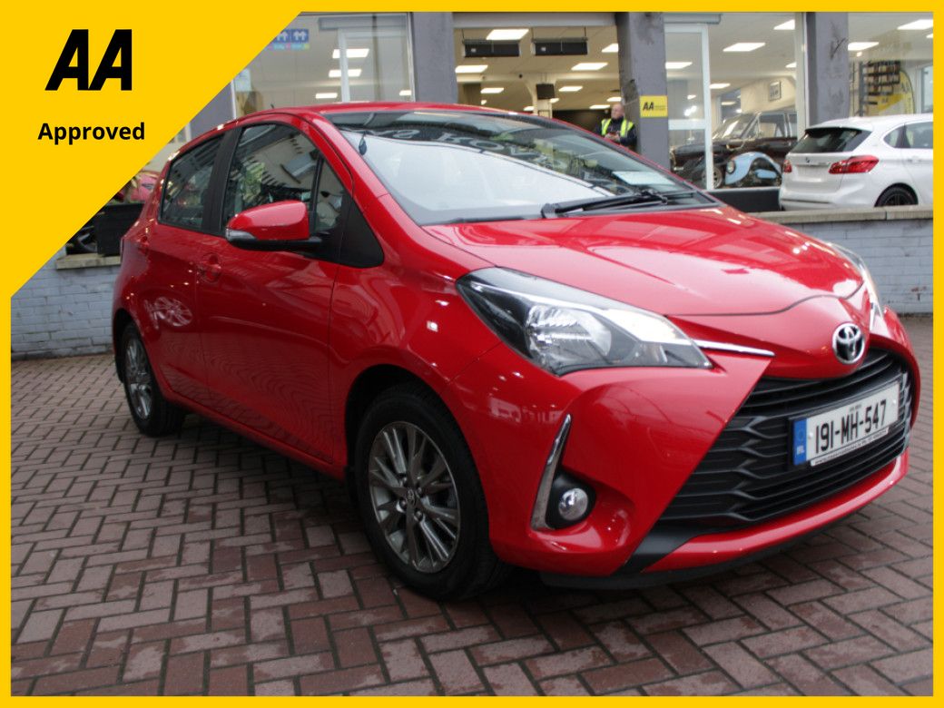 Image for 2019 Toyota Yaris 1.0 LUNA EDITION 5DR HATCHBACK WITH ONLY 84, 000 KMS // AS NEW CONDITION THROUGHOUT // BUY WITH CONFIDENC AA AND SIMI APPROVED DEALER 2025 // FINANCE ARRANGED // ALL TRADE INS WELCOME //