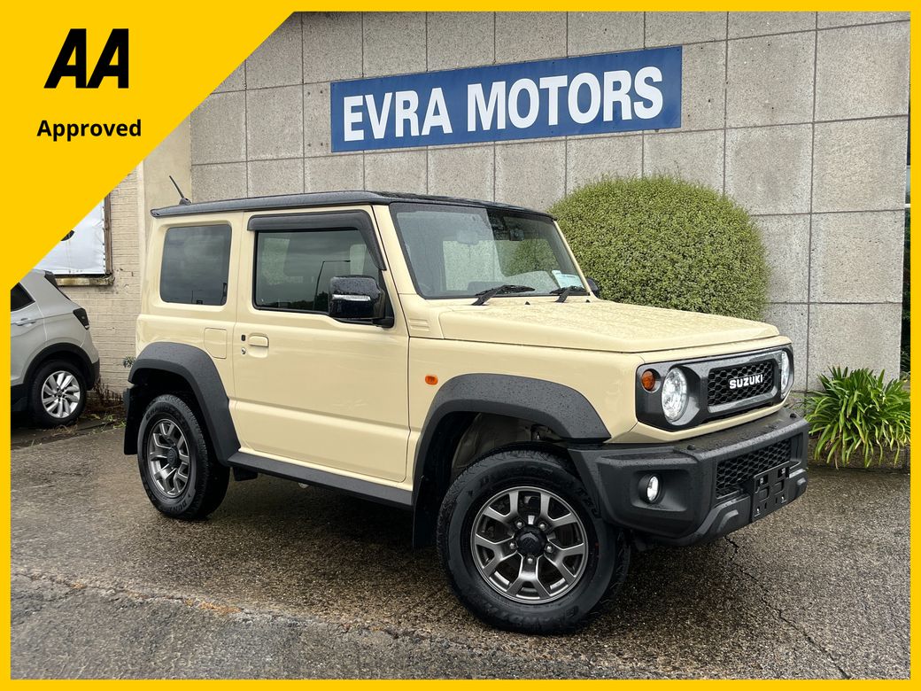 Image for 2023 Suzuki Jimny SIERRA 4 SEAT MANUAL 1.5 PETROL //HIGH SPEC//HEATED SEATS//KEYLESS ENTRY//REVERSE CAMERA//