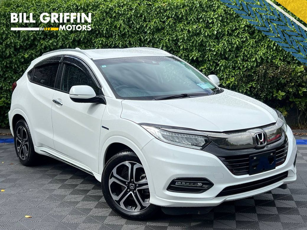 Image for 2021 Honda Vezel 1.5 HYBRID AUTO // HALF LEATHER HEATED SEATS // REVERSE CAMERA // DIAMOND CUT ALLOYS