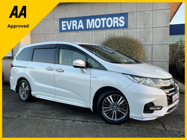 Image for 2019 Honda Odyssey ABSOLUTE 7 SEATER AUTOMATIC HYBRID 2.0 PETROL //ADAPTIVE CRUISE CONTROL//SLIDING REAR DOORS//KEYLESS ENTRY//HALF LEATHER SEATS//
