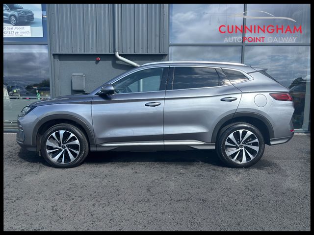 Image for 2025 BYD Seal U DM-i Boost Auto **80km EV Range**
