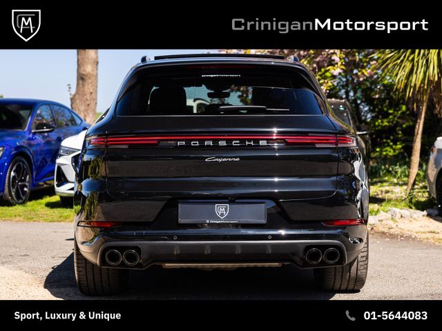 Image for 2025 Porsche Cayenne V6 E-Hybrid 