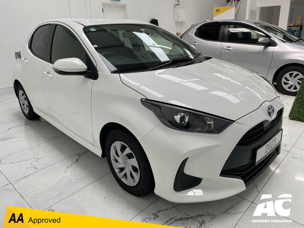 Image for 2023 Toyota Yaris 1.5 5Dr Luna