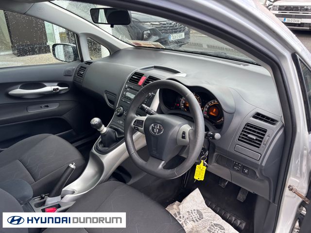 Image for 2012 Toyota Auris MC 1.4D4D Terra 5DR