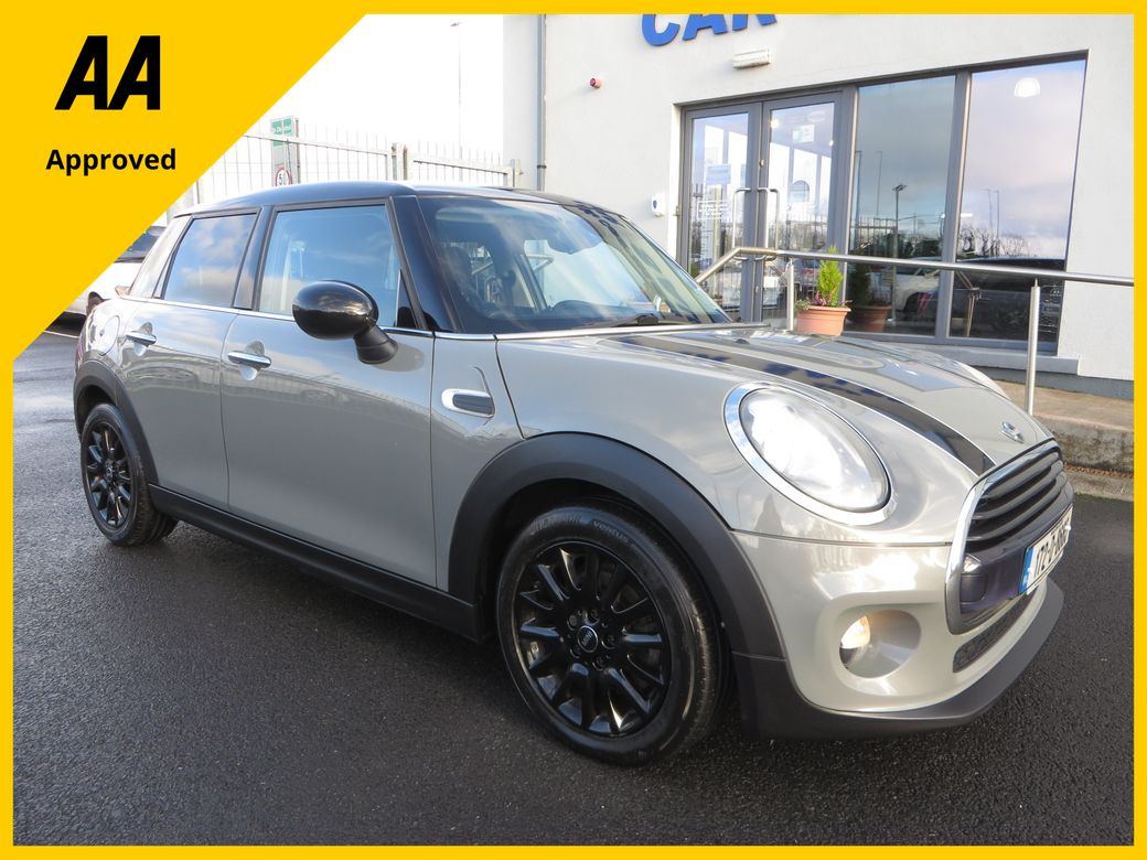 Image for 2017 Mini Cooper XS52 4DR