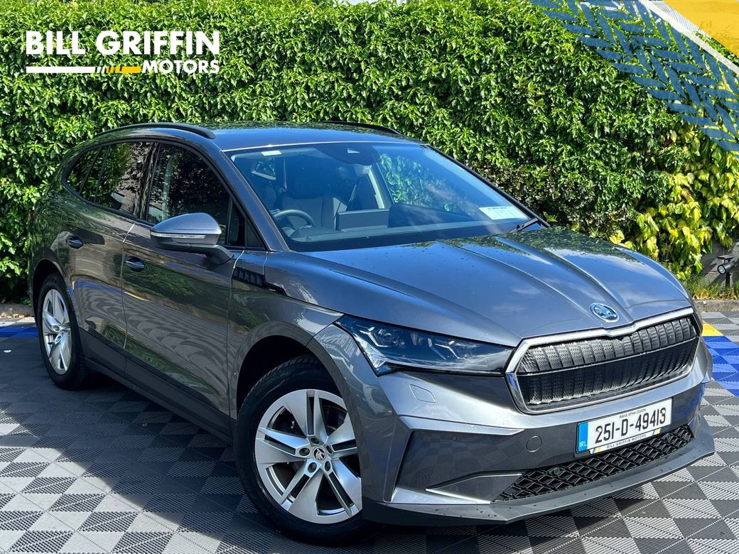 Image for 2025 Skoda Enyaq 50 EDITION 52KWH ** TINY MILEAGE ** // HALF LEATHER HEATED SEATS // 19" ALLOYS // DIGITAL CLUSTER