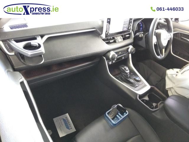 Image for 2020 Toyota Rav4 HYBRID G