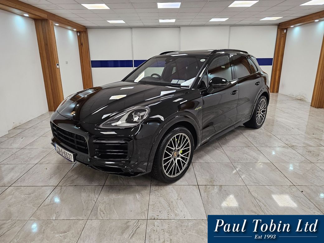 Image for 2023 Porsche Cayenne PLATINUM EDITION