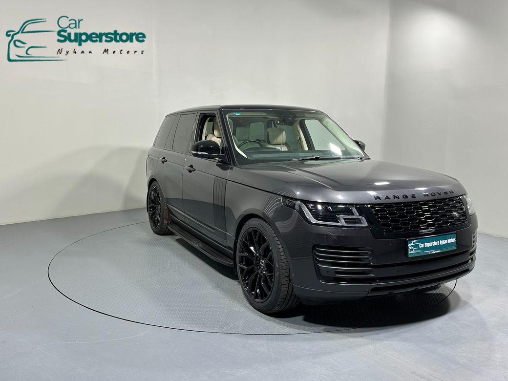 Image for 2020 Land Rover Range Rover Vogue P400e 