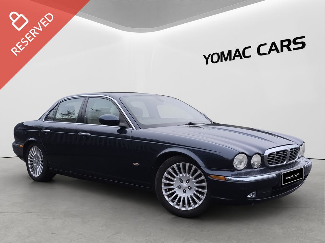 Image for 2007 Jaguar XJ6 2.7 XJ6 TDV6 -- HIGH SPEC -- SOVEREIGN 