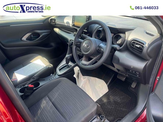 Image for 2020 Toyota Yaris 1.5 Hybrid Automatic, 360 Camera