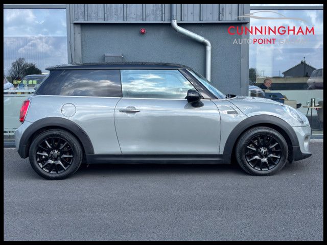 Image for 2017 Mini Hatch Cooper 1.5D Manual
