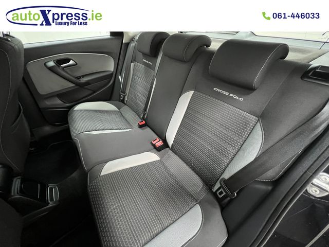 Image for 2017 Volkswagen Polo CROS 1.2 TSI Automatic, Reversing camera