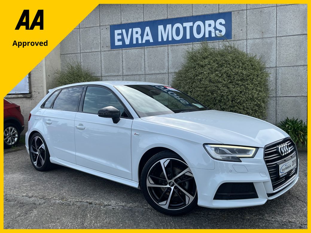 Image for 2019 Audi A3 HATCHBACK S-LINE BLACK EDITION AUTOMATIC 1.4 PETROL //HIGH SPEC//HALF LEATHER HEATED SEATS//REVERSE CAMERA//KEYLESS ENTRY//ADAPTIVE CRUISE CONTROL//