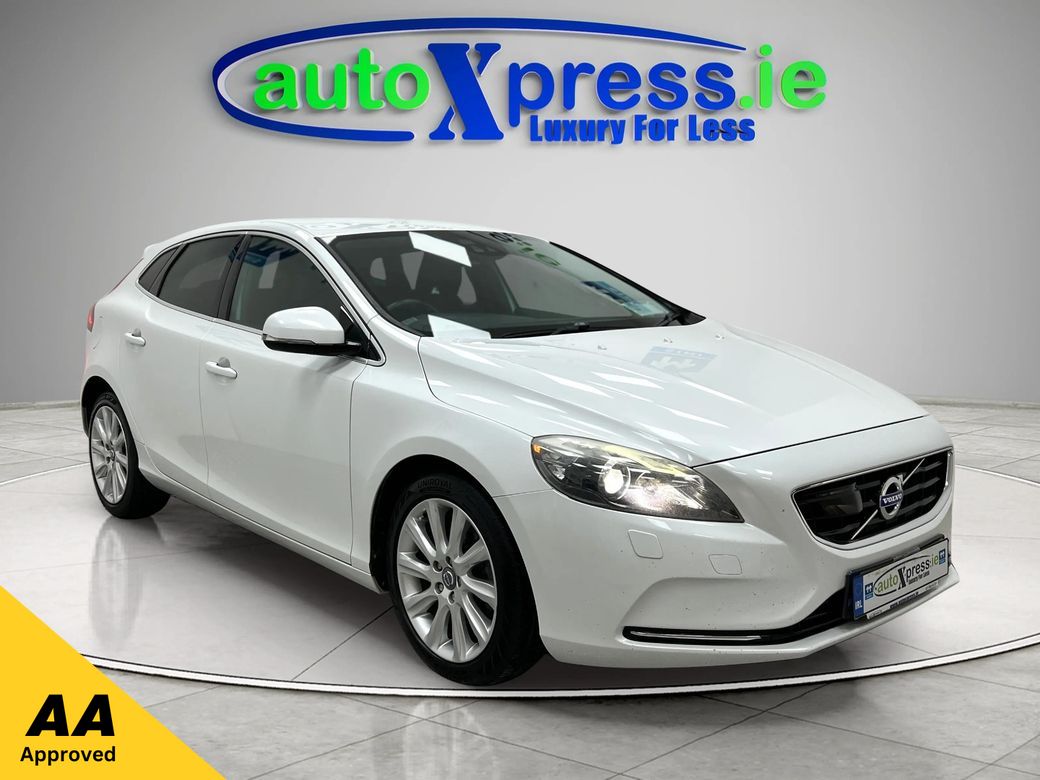 Image for 2013 Volvo V40 Automatic, reversing camera