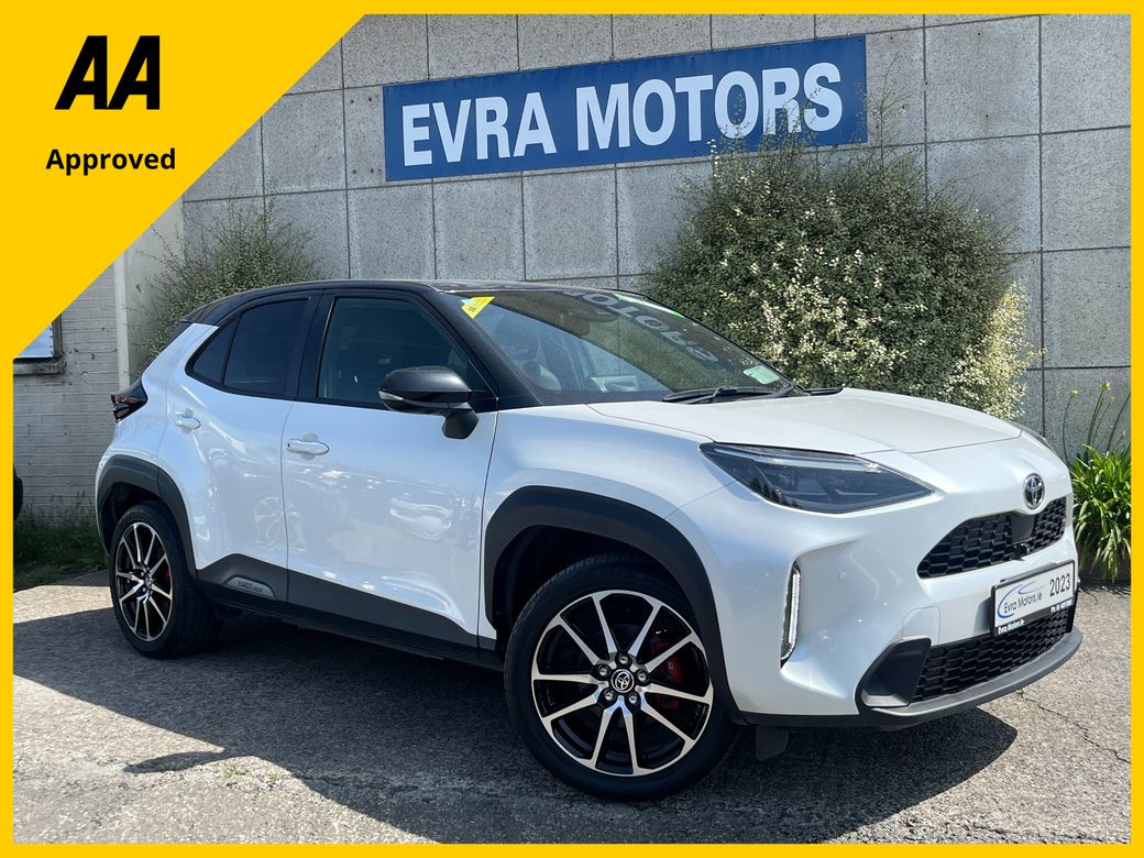 Image for 2023 Toyota Yaris Cross GR SPORT HYBRID AUTOMATIC 1.5 PETROL //LOW MILES//360 PARKING CAMERAS//KEYLESS ENTRY//ADAPTIVE CRUISE CONTROL//