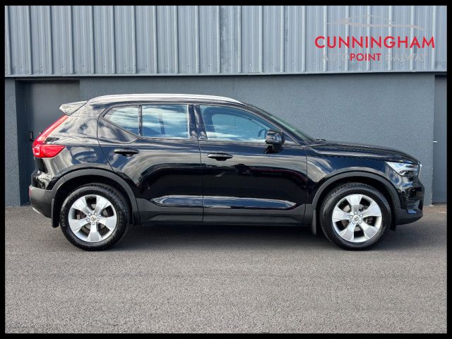 Image for 2022 Volvo XC40 T2 Momentum [Several Optional Extras]
