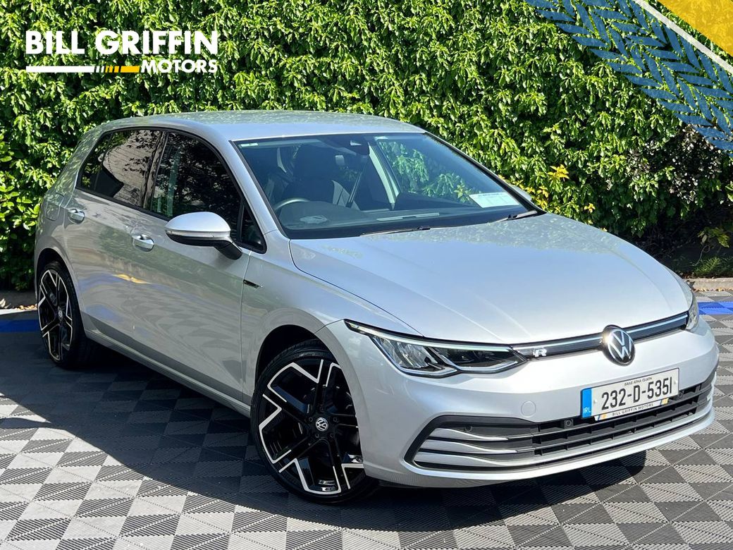 Image for 2023 Volkswagen Golf R-LINE PACK 1.0 TSI AUTO // NEW 19" DIAMOND CUT ALLOYS // APPLE CARPLAY/ANDROID AUTO // DIGITAL CLUSTER