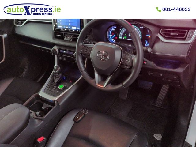 Image for 2020 Toyota Rav4 4WD HYBRID G, Low mileage, Reversing camera