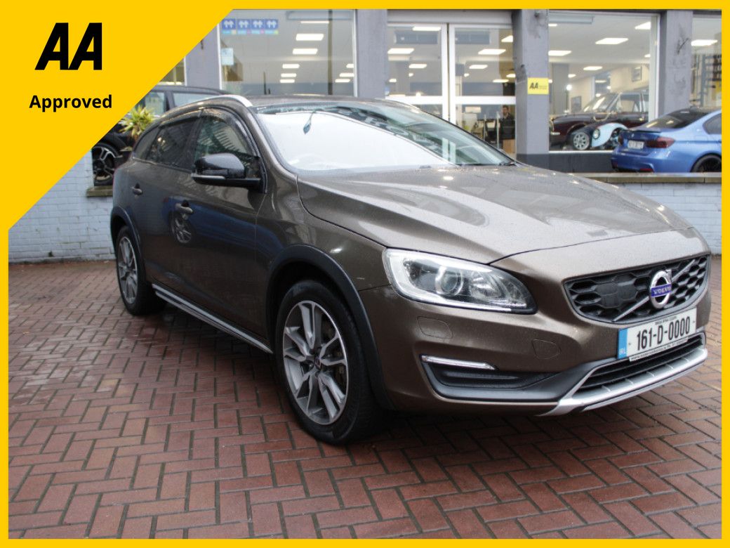 Image for 2016 Volvo V60 Cross Country 2.0D CROSSCOUNTRY EDITION ESTATE AUTOMATIC // 1 OWNER CAR WITH ONLY 136000 KMS IN MINT CONDITION // BUY WITH CONFIDENCE AA AND SIMI APPROVED DEALER 2026 // FINANCE ARRANGED // TRADE INS WELCOME //