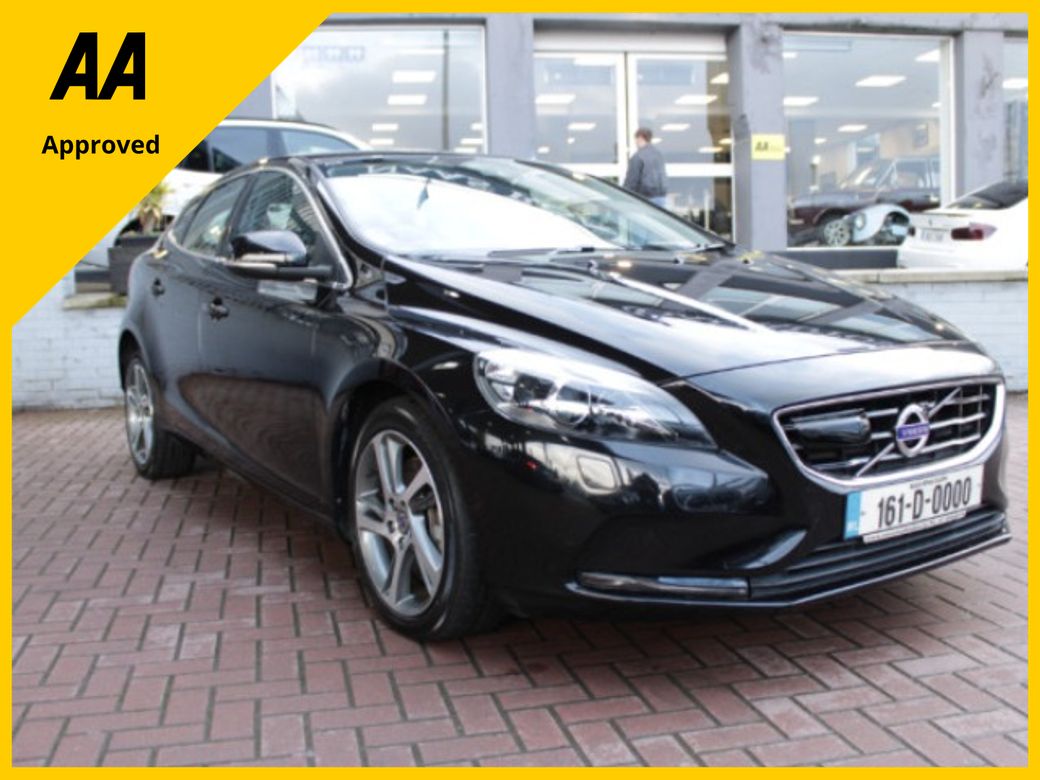 Image for 2016 Volvo V40 2.0D4 DYNAMIQUE EDITION 5DR HATCHBACK AUTOMATIC // 1 OWNER CAR WITH ONLY 56, 000 KMS IN AS NEW CONDITION // BUY WITH CONFIDENCE AA AND SIMI APPROVED DEALER 2026 // FINANCE ARRANGED // TRADE INS WELCOM