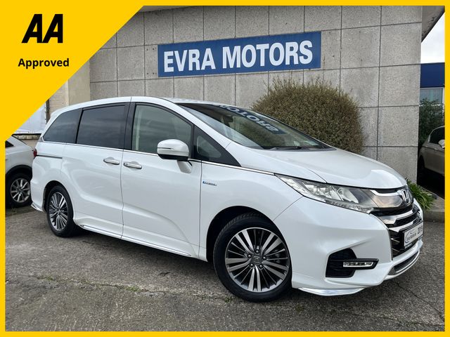 Image for 2019 Honda Odyssey ABSOLUTE 7 SEATER AUTOMATIC HYBRID 2.0 PETROL //POWER SLIDING REAR DOORS//REVERSE CAMERA//ADAPTIVE CRUISE CONTROL//KEYLESS ENTRY//