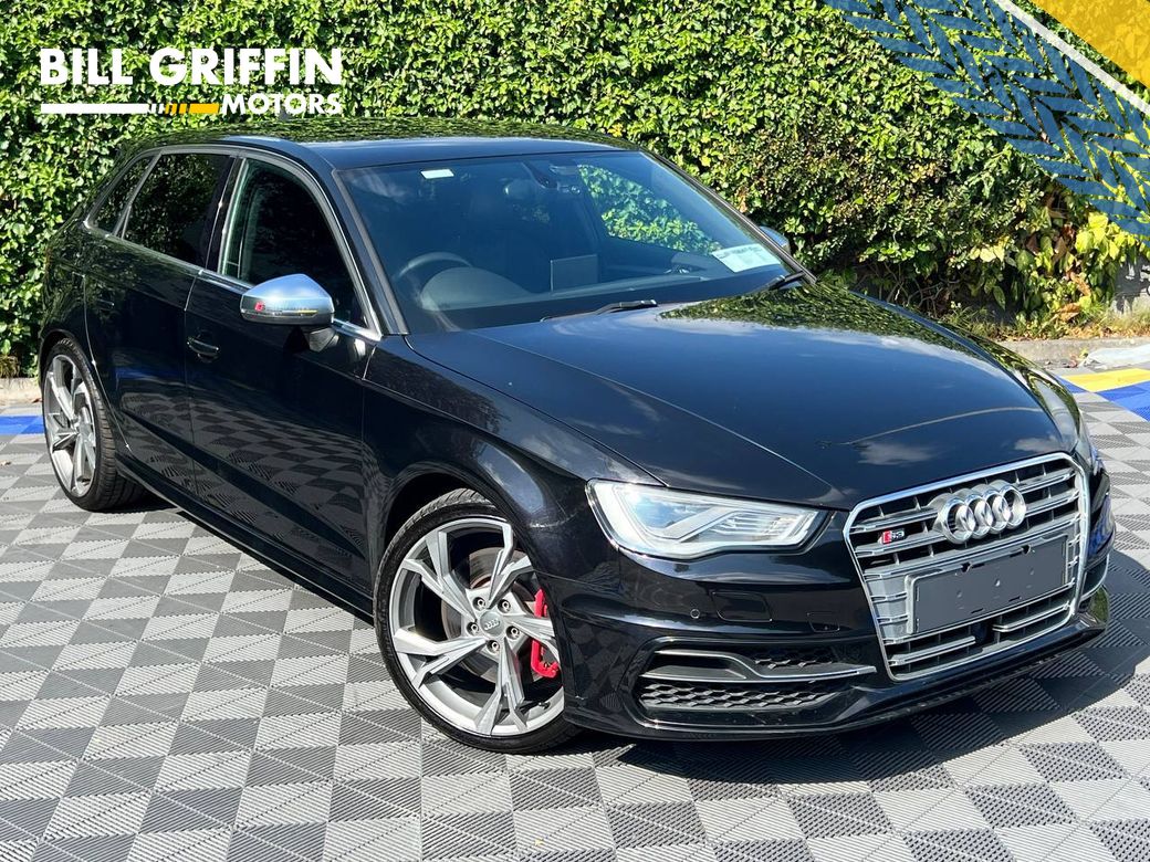 Image for 2015 Audi S3 2.0 TFSI QUTTRO AUTO // FULL SERVICE HISTORY // LEATHER HEATED & POWERED SEATS // ALL-WHEEL-DRIVE